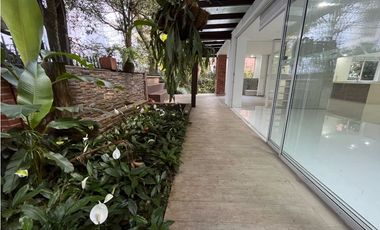 CASA EN VENTA EN ENVIGADO LOMA DE LOS BENEDICTINOS