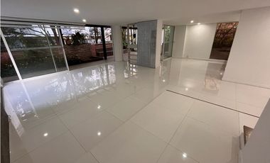 CASA EN VENTA EN ENVIGADO LOMA DE LOS BENEDICTINOS