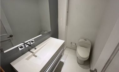 CASA EN VENTA EN ENVIGADO LOMA DE LOS BENEDICTINOS