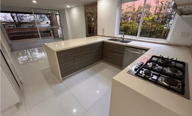 CASA EN VENTA EN ENVIGADO LOMA DE LOS BENEDICTINOS