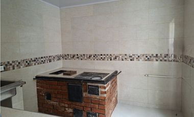 SE ARRIENDA CASA EN LA COFRADIA - SIC