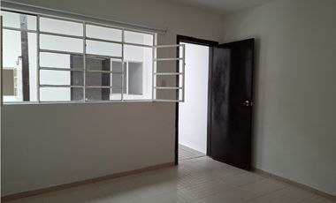 SE ARRIENDA CASA EN LA COFRADIA - SIC