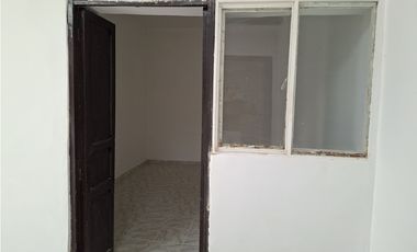 SE ARRIENDA CASA EN LA COFRADIA - SIC