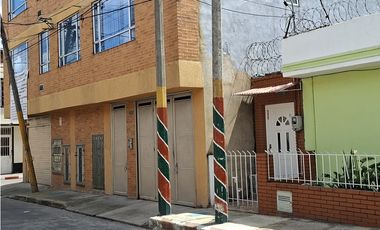 SE ARRIENDA CASA EN LA COFRADIA - SIC