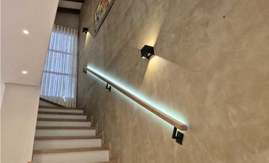 Venta de Casa Campestre Unidad Cerrada en el Retiro