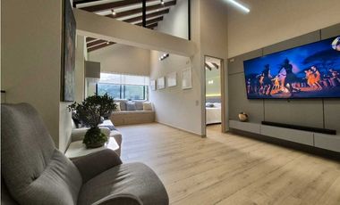 Venta de Casa Campestre Unidad Cerrada en el Retiro