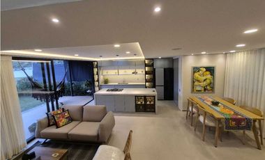 Venta de Casa Campestre Unidad Cerrada en el Retiro