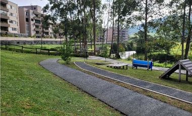 Venta de Casa Campestre Unidad Cerrada en el Retiro