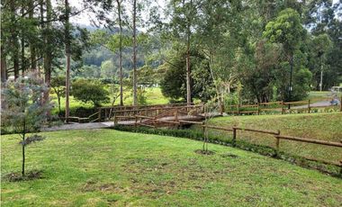 Venta de Casa Campestre Unidad Cerrada en el Retiro