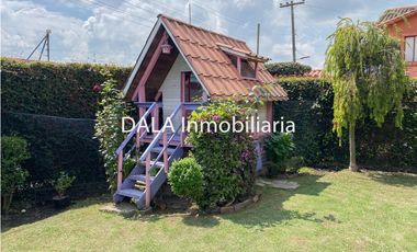 SE VENDE HERMOSA CASA CAMPESTRE EN COTA. INMOBILIARIAS COTA