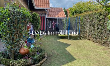 SE VENDE HERMOSA CASA CAMPESTRE EN COTA. INMOBILIARIAS COTA
