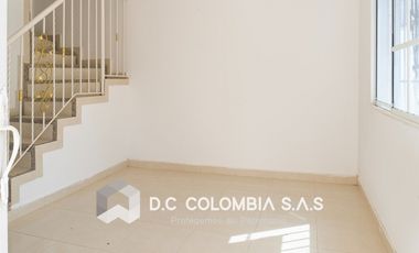 CASA EN VENTA EN SANTA MARTA - BARRIO BONDA