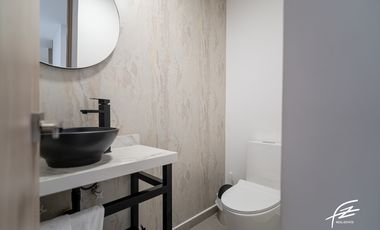 APARTAMENTO EN VENTA EN EL POBLADO, MEDELLN