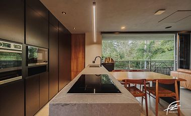 APARTAMENTO EN VENTA EN EL POBLADO, MEDELLN