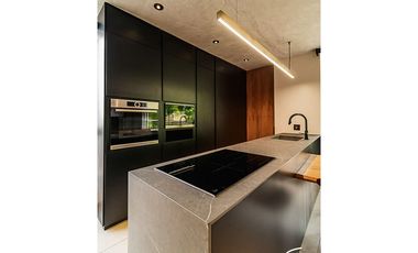 APARTAMENTO EN VENTA EN EL POBLADO, MEDELLN