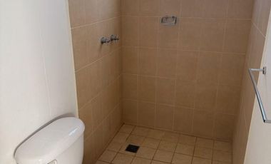 Hacienda Viñedos frente a area verde