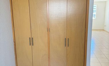 Hacienda Viñedos frente a area verde