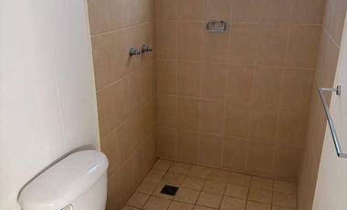 Hacienda Viñedos frente a area verde