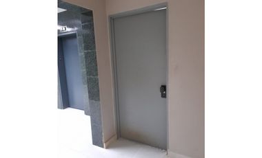 OFICINA EN OBARRIO PH OMEGA CON DIVISIONES 103M2