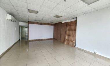 SE VENDE OFICINA COMERCIAL EN AVENIDA BALBOA - PH COLORES NEG. | MM