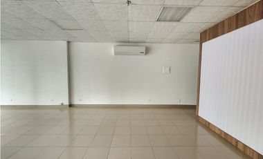 SE VENDE OFICINA COMERCIAL EN AVENIDA BALBOA - PH COLORES NEG. | MM
