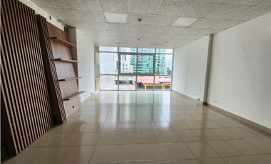 SE VENDE OFICINA COMERCIAL EN AVENIDA BALBOA - PH COLORES NEG. | MM