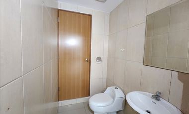 SE VENDE OFICINA COMERCIAL EN AVENIDA BALBOA - PH COLORES NEG. | MM