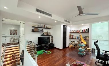 SE ALQUILA CASA CON LINEA BLANCA EN ALTOS DEL GOLF NEG | MM