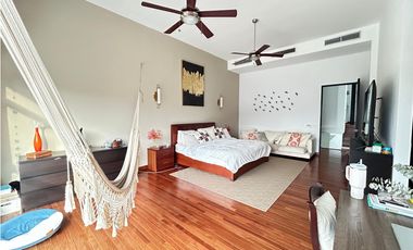 SE ALQUILA CASA CON LINEA BLANCA EN ALTOS DEL GOLF NEG | MM