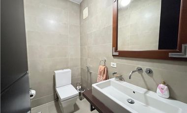 SE ALQUILA CASA CON LINEA BLANCA EN ALTOS DEL GOLF NEG | MM