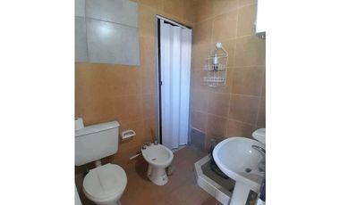 Vendemos salón con pileta y amplio parque en lunlunta maipu