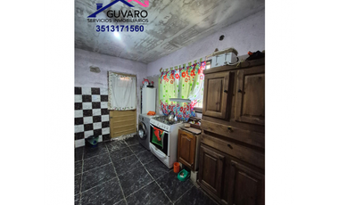 CASA EN VENTA DE 2 DORMITORIO