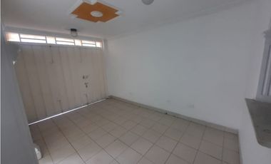 VENTA DE CASA BRASILIA NUEVA EN ARMENIA CON GARAJE