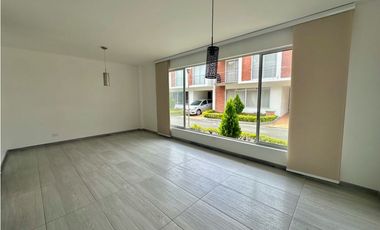 SE RENTA CASA 3 HABITACIONES - NORTE DE ARMENIA