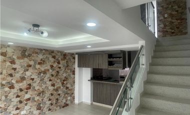 SE VENDE CASA 3 HABITACIONES - SUR DE ARMENIA