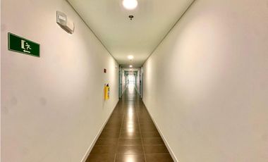 Oficina para la venta en Sabaneta, piso 8