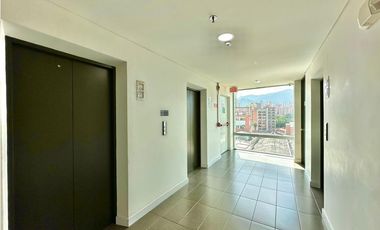 Oficina para la venta en Sabaneta, piso 8