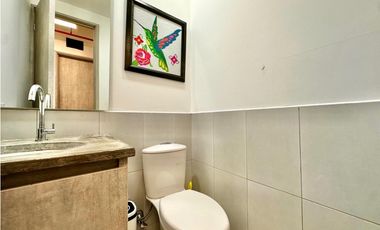 Oficina para la venta en Sabaneta, piso 8