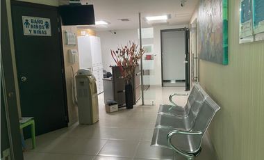 se vende hermosa  oficina green gold