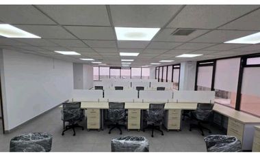 OFICINA EN ARRIENDO EN EL SECTOR CENTRO INTERNACIONAL