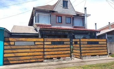 Casa en Venta en Población Laurie