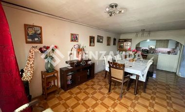 Casa en Venta en San Daniel con Av. Jose Joaquin Perez