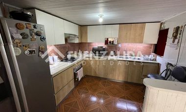 Casa en Venta en San Daniel con Av. Jose Joaquin Perez