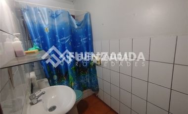 Casa en Venta en J Bizet/Castelar Sur