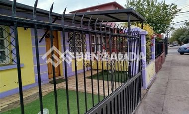 Casa en Venta en J Bizet/Castelar Sur