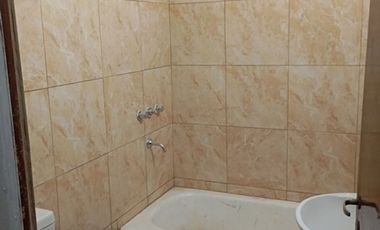 Vendo casa 3 dormitorios en barrio Coca-Cola