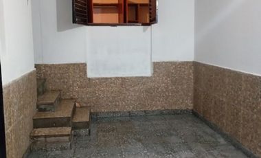 Vendo casa 3 dormitorios en barrio Coca-Cola