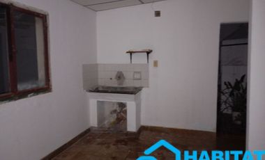 Vendo casa 3 dormitorios en barrio Coca-Cola