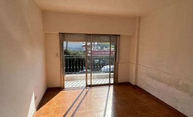 Alquiler departamento 3 ambientes Isidro Casanova