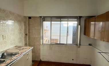 Alquiler departamento 3 ambientes Isidro Casanova